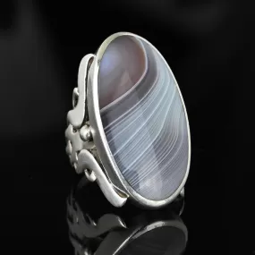 Arts & Crafts Scottish Montrose Agate Ring in Silver