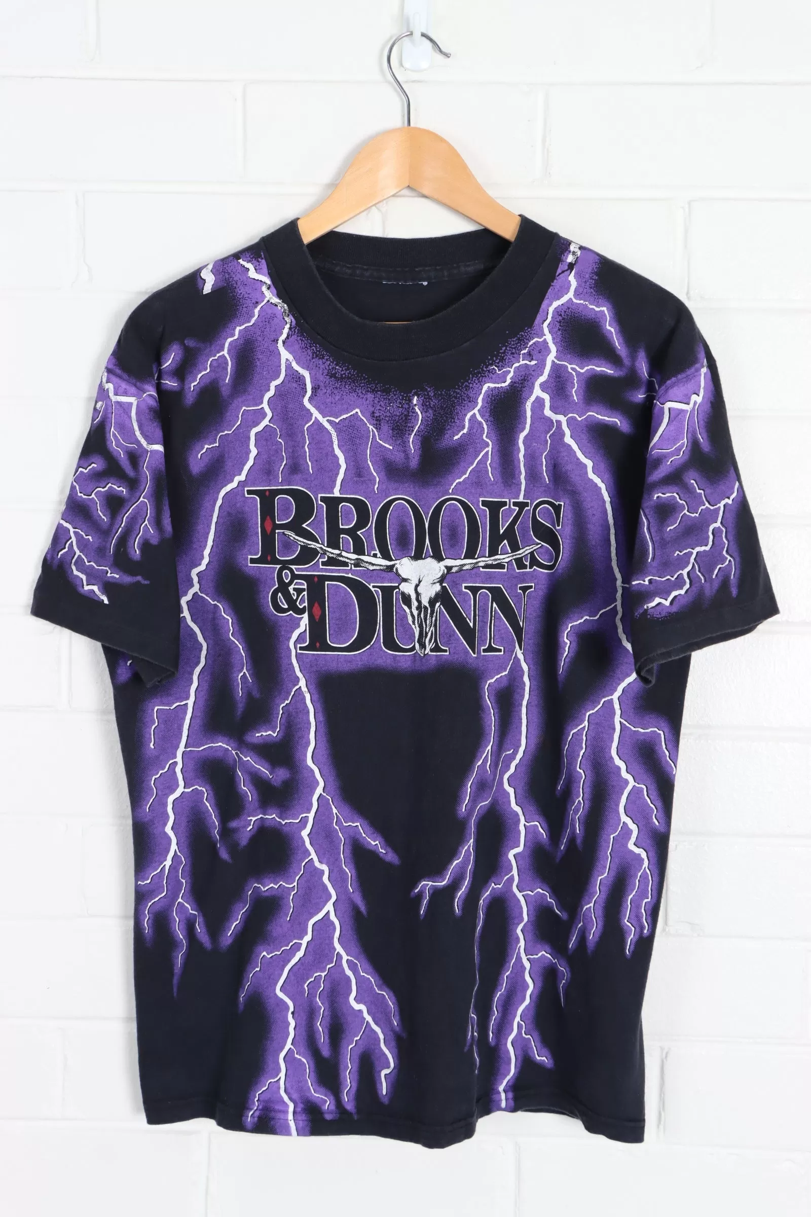 Brooks & Dunn 90s Electric Rodeo All Over Lightning T-Shirt (M)